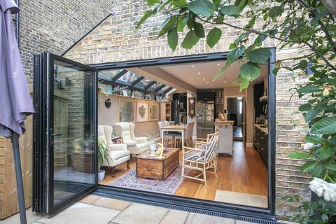 4 bedroom terraced house for sale, Shenley Road, Camberwell, SE5