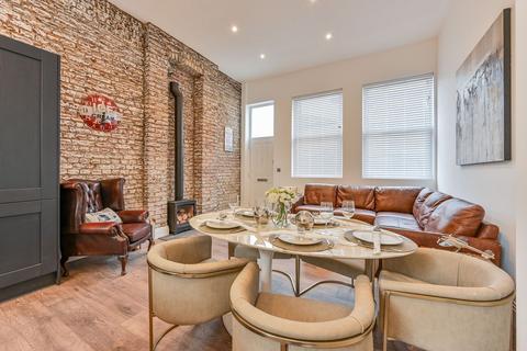 3 bedroom house for sale, Mozart Street, Maida Hill, London, W10