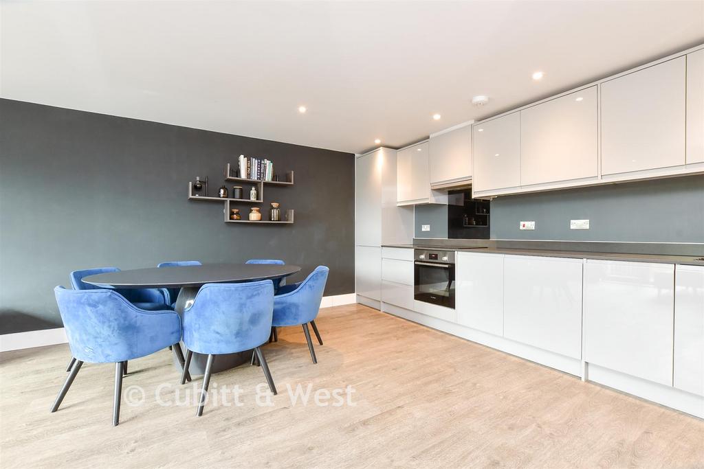 Living Room / Kitchen