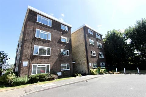 Windsor Court, Southgate, N14