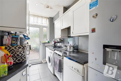 2 bedroom terraced house for sale, Winding Way, Dagenham, RM8