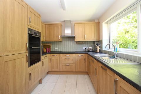2 bedroom apartment for sale, Portarlington Road, Bournemouth, BH4