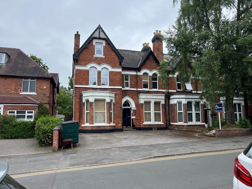11 bedroom semi-detached house for sale