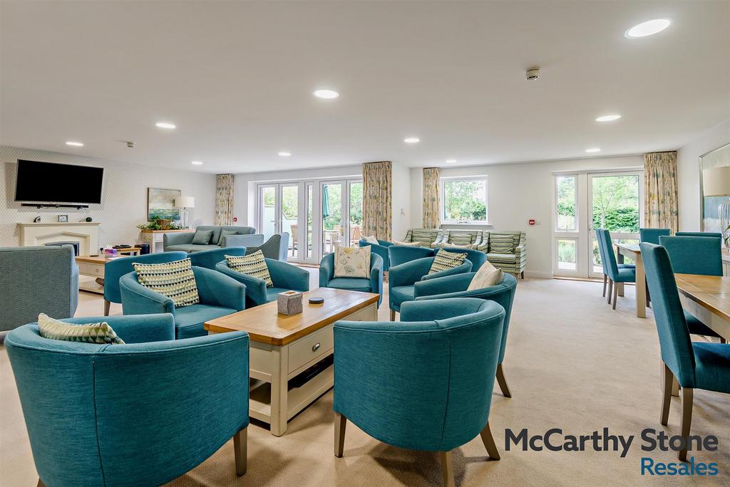 Homeowners Lounge