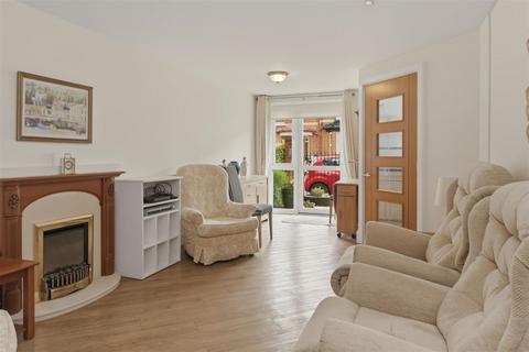 2 bedroom apartment for sale, Minster Drive, Herne Bay