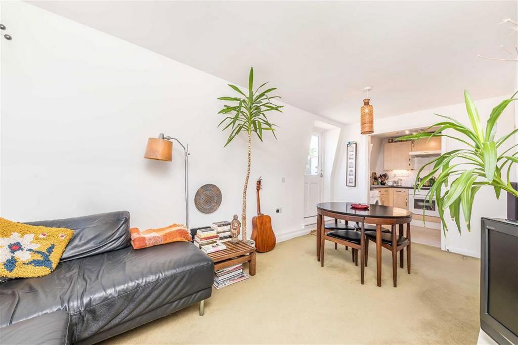 Apartment in London - View 2