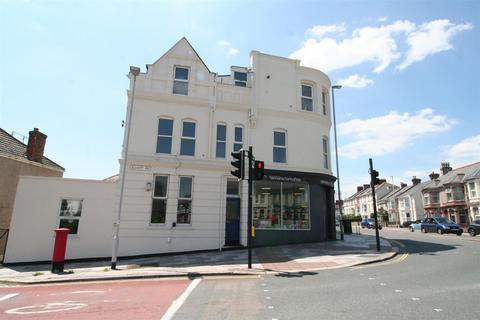 2 bedroom flat to rent, Embankment Road, Prince Rock, Plymouth