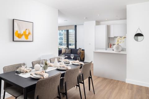 3 bedroom apartment to rent, at Lighthaus, Lighthaus, 2 William Jessop Way L3