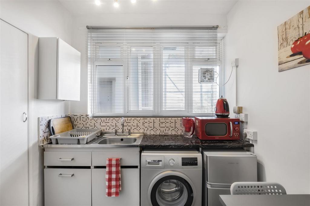 Kitchen, Macdonald House, Eden Harper SW11