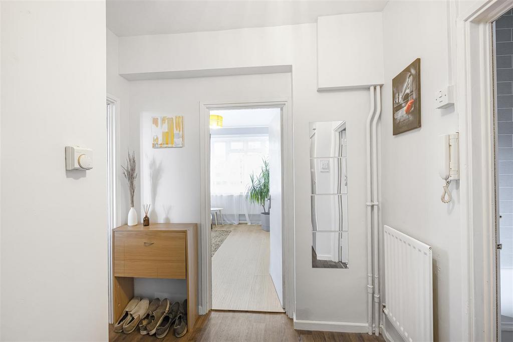 Hallway, Macdonald House, Eden Harper SW11