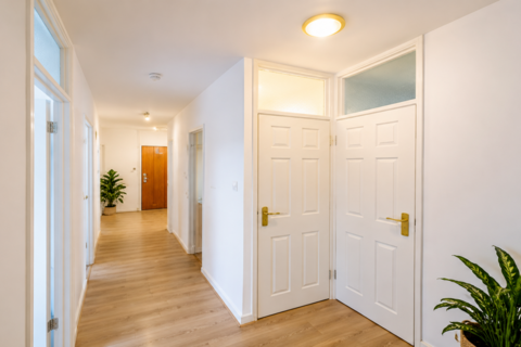 3 bedroom flat to rent, Babington Court, London, London, London, WC1N
