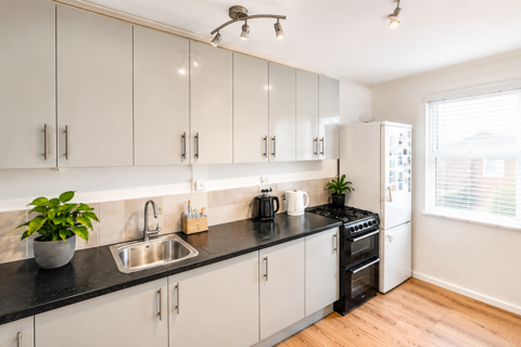 3 bedroom flat to rent, Babington Court, London, London, London, WC1N