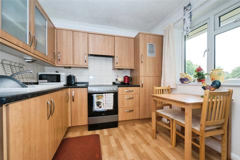 2 bedroom flat for sale, Wide Lane, Southampton, Hampshire, SO18
