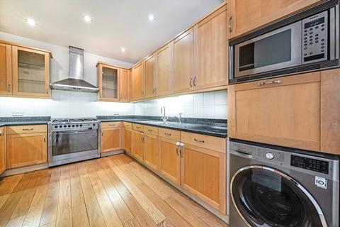 3 bedroom terraced house for sale, Gloucester Mews, London W2