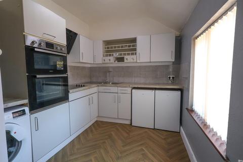 1 bedroom flat to rent, Evesham Road, Redditch