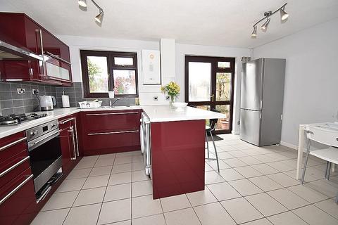 3 bedroom terraced house for sale, Laxton Avenue, Hill Barton, Exeter, EX1