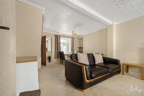 2 bedroom end of terrace house for sale, Miers Street, St. Thomas, SA1