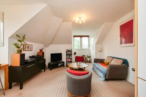1 bedroom apartment for sale, Olympian Court, York