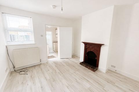2 bedroom terraced house to rent, Cumberland Street, Staines-upon-Thames, TW18
