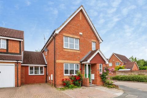 4 bedroom detached house for sale, Ferrers Close, Slough
