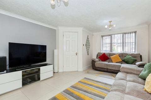 4 bedroom detached house for sale, Ferrers Close, Slough