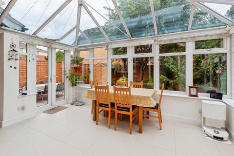 4 bedroom detached house for sale, Ferrers Close, Slough