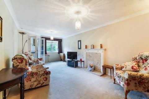 undefined, South Street, Epsom
