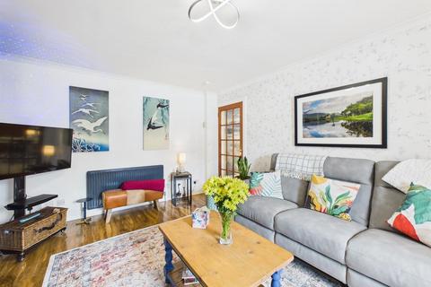 2 bedroom flat for sale, Main Road, Aberuthven PH3