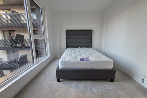 2 bedroom flat to rent, Hayes Village, Excelsa Court, Riband Walk, UB3