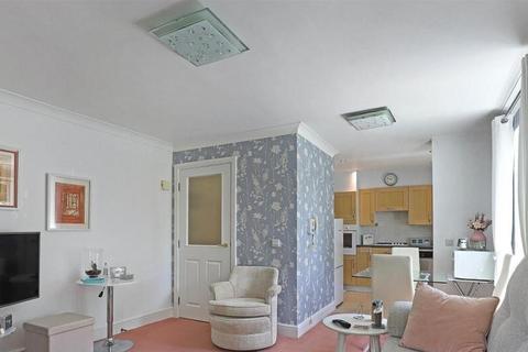 undefined, Village way, Ilford, IG6 1RA