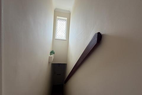 2 bedroom apartment for sale, Newnham Crescent, Sketty, Swansea