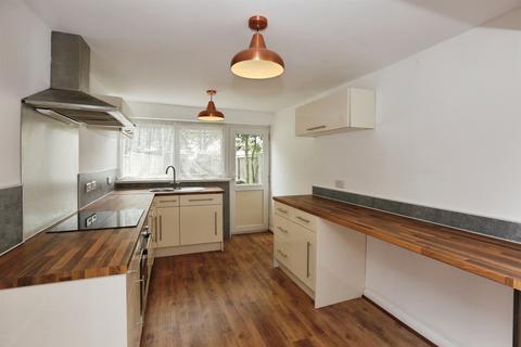 2 bedroom terraced house for sale, Forton Road, Gosport