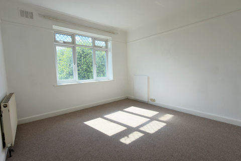 2 bedroom flat to rent, Knyveton Road, Bournemouth BH1