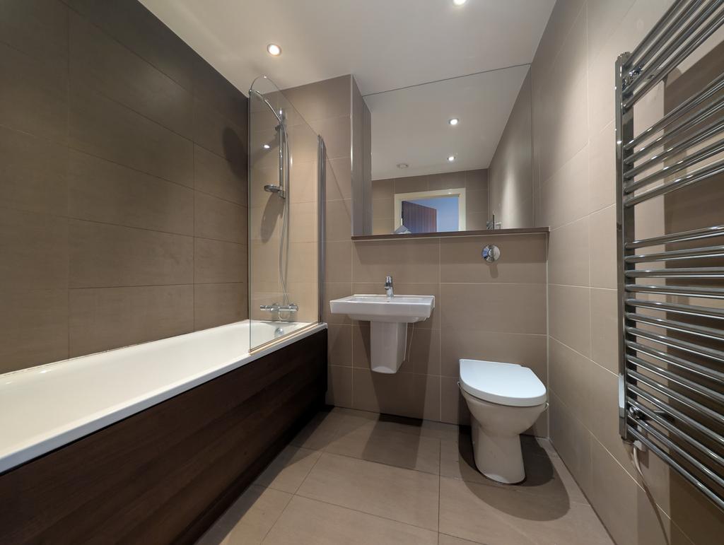 Block C Alto, Salford, M3 - More