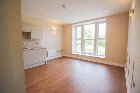 2 bedroom flat for sale, *Ellenborough Park South*Superb Location*2 Double Bedrooms*Newly Refurbished*Allocated Parking