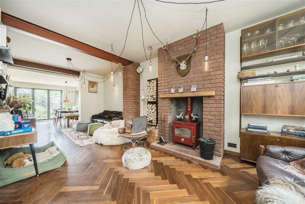 Living room, fireplace