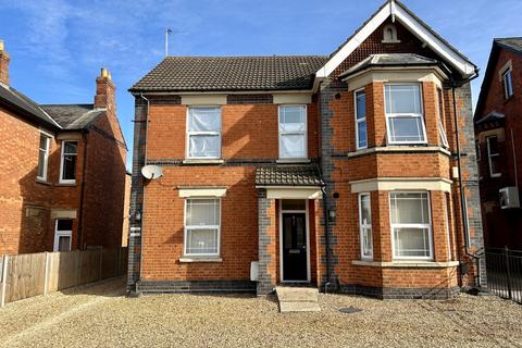 1 bedroom apartment to rent, Queensway, Bletchley