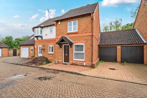 2 bedroom semi-detached house for sale, Ockley Court, Guildford, GU4