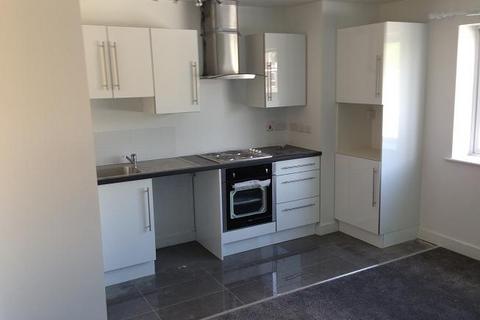 2 bedroom flat to rent, Station Road, Hounslow TW3