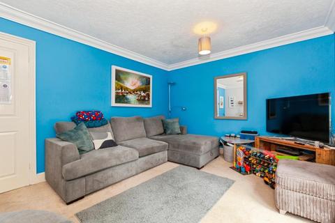 3 bedroom detached house to rent, Ivy Place,  Lane End,  HP14