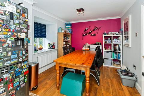 3 bedroom detached house to rent, Ivy Place,  Lane End,  HP14