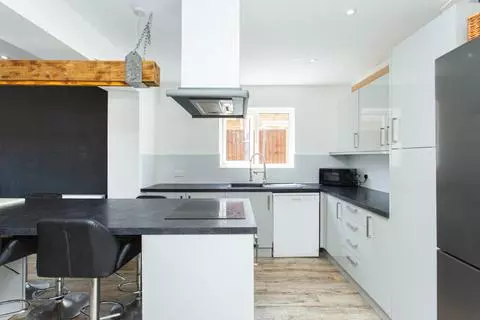3 bedroom bungalow for sale - Widok 3