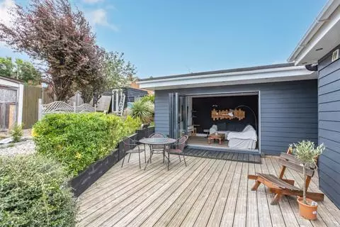 3 bedroom bungalow for sale - Widok 4
