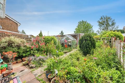 3 bedroom semi-detached house for sale, Farmers Close, Witney