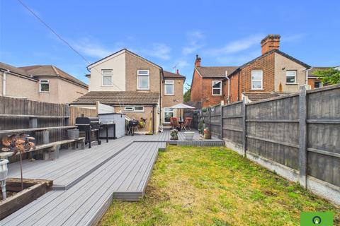 Park Lane, Hornchurch RM11