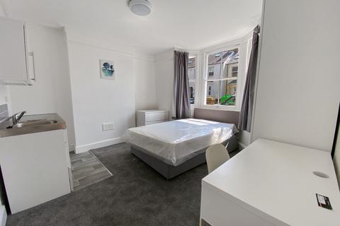 1 bedroom in a house share to rent, Bullingdon Road, Oxford, OX4
