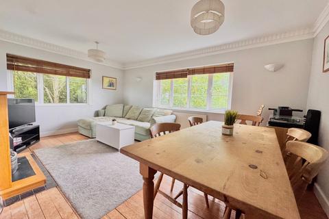 2 bedroom flat for sale, Portswood Road, Southampton SO17