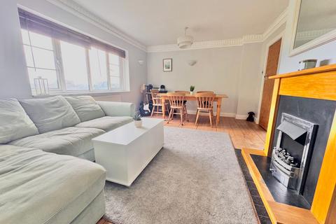 2 bedroom flat for sale, Portswood Road, Southampton SO17