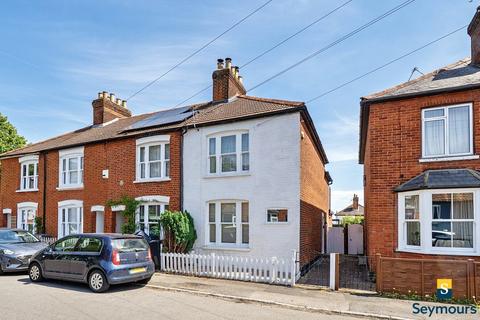 2 bedroom end of terrace house for sale, North Road, Surrey GU2