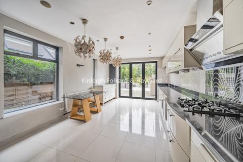 6 bedroom house to rent, Grafton Road, Acton, London, W3